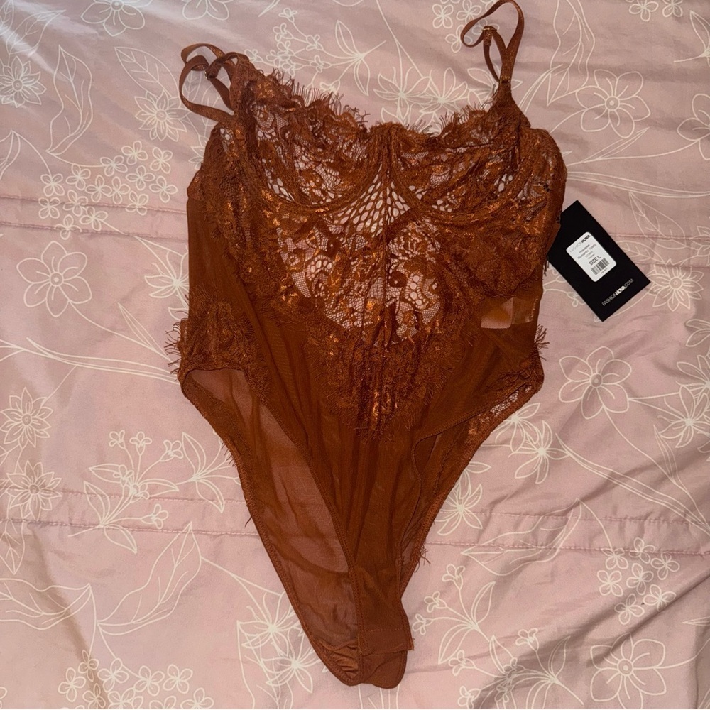 Fashion Nova hopeless romantic copper teddy bodysuit L NWT - Picture 3 of 6